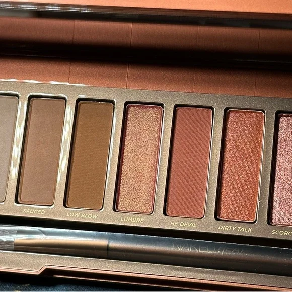 URBAN DECAY COSMETICS NAKED HEAT Pigmented Color Eyeshadow Palette - Picture 7 of 12